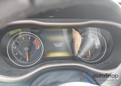 2017 Jeep Cherokee High Altitude 4X4 z USA, uszkodzony, nr VIN 1C4PJMDS9HW597401